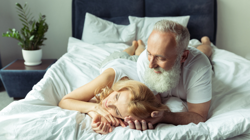 Majoriteten av kvinnorna i undersökningen lyfter fram närheten till partnern som det bästa med sex. Foto: Shutterstock